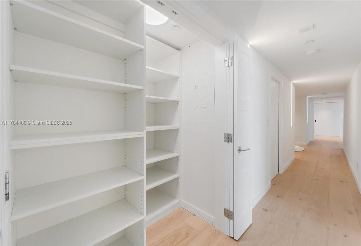 2127 Brickell Ave # 2301
