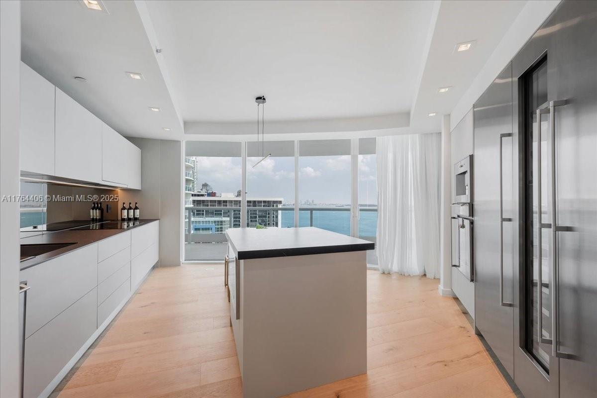 2127 Brickell Ave # 2301