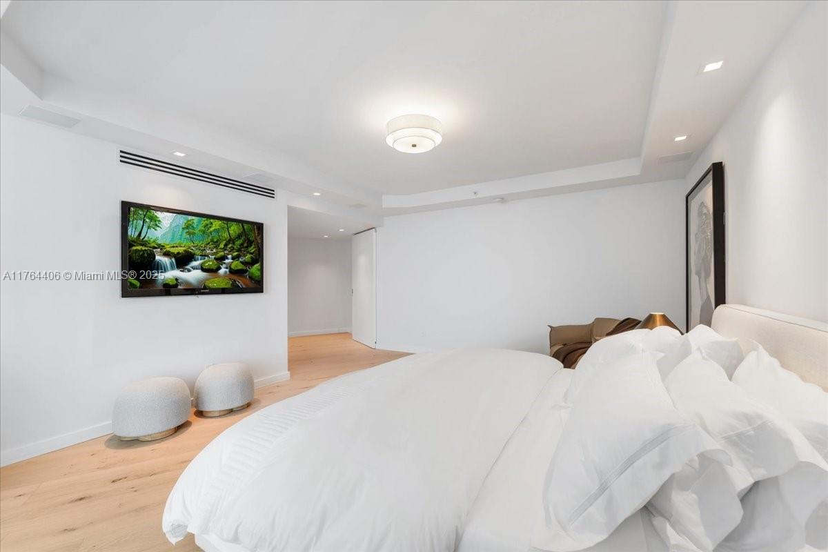 2127 Brickell Ave # 2301