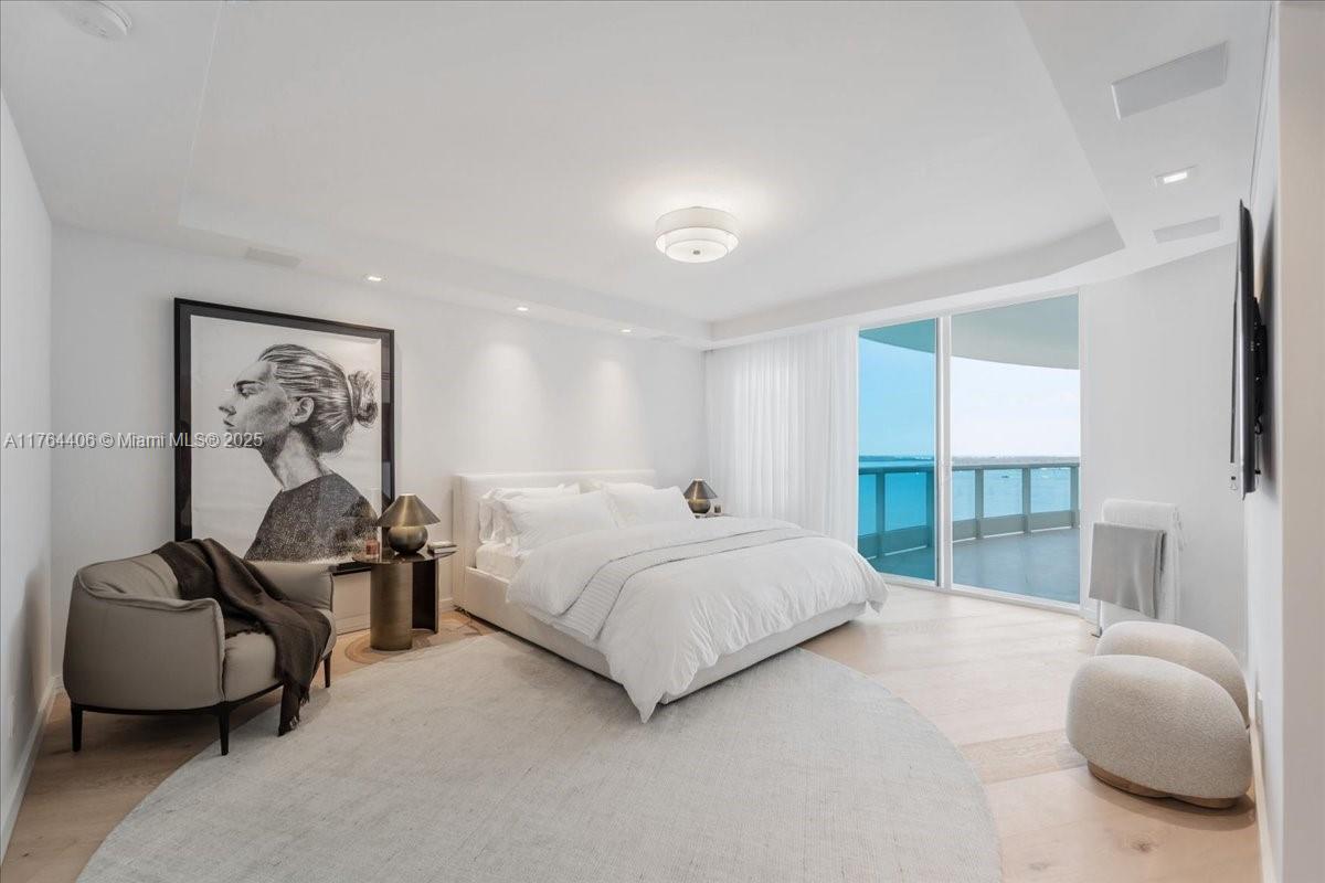 2127 Brickell Ave # 2301