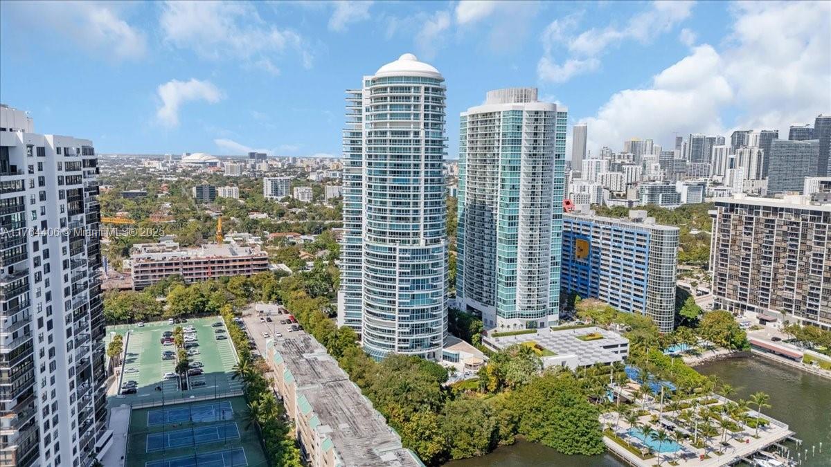 2127 Brickell Ave # 2301