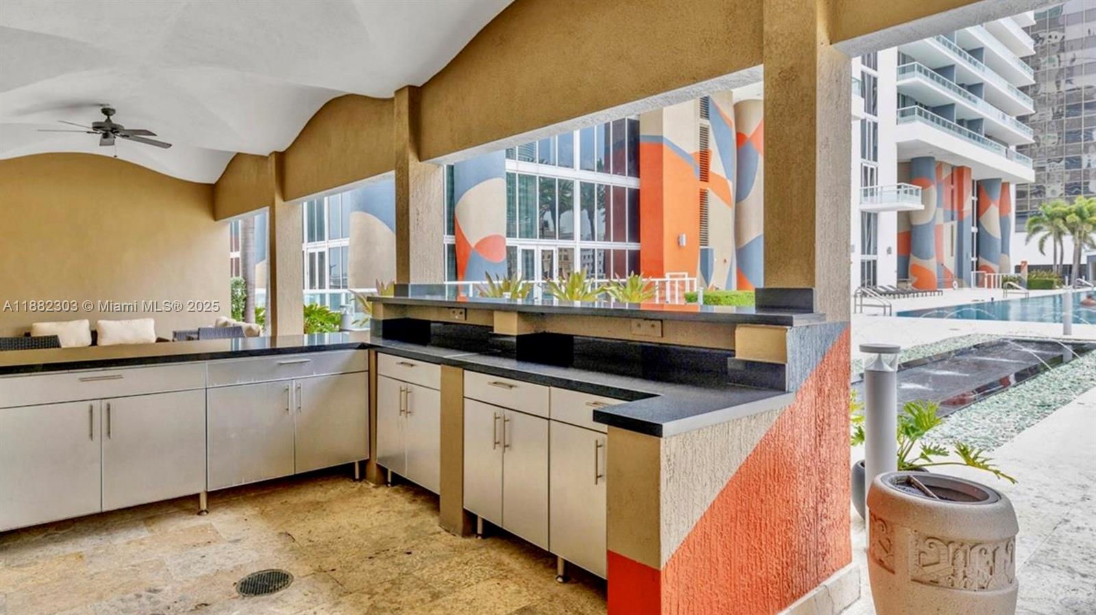 50 Biscayne Blvd # 3909