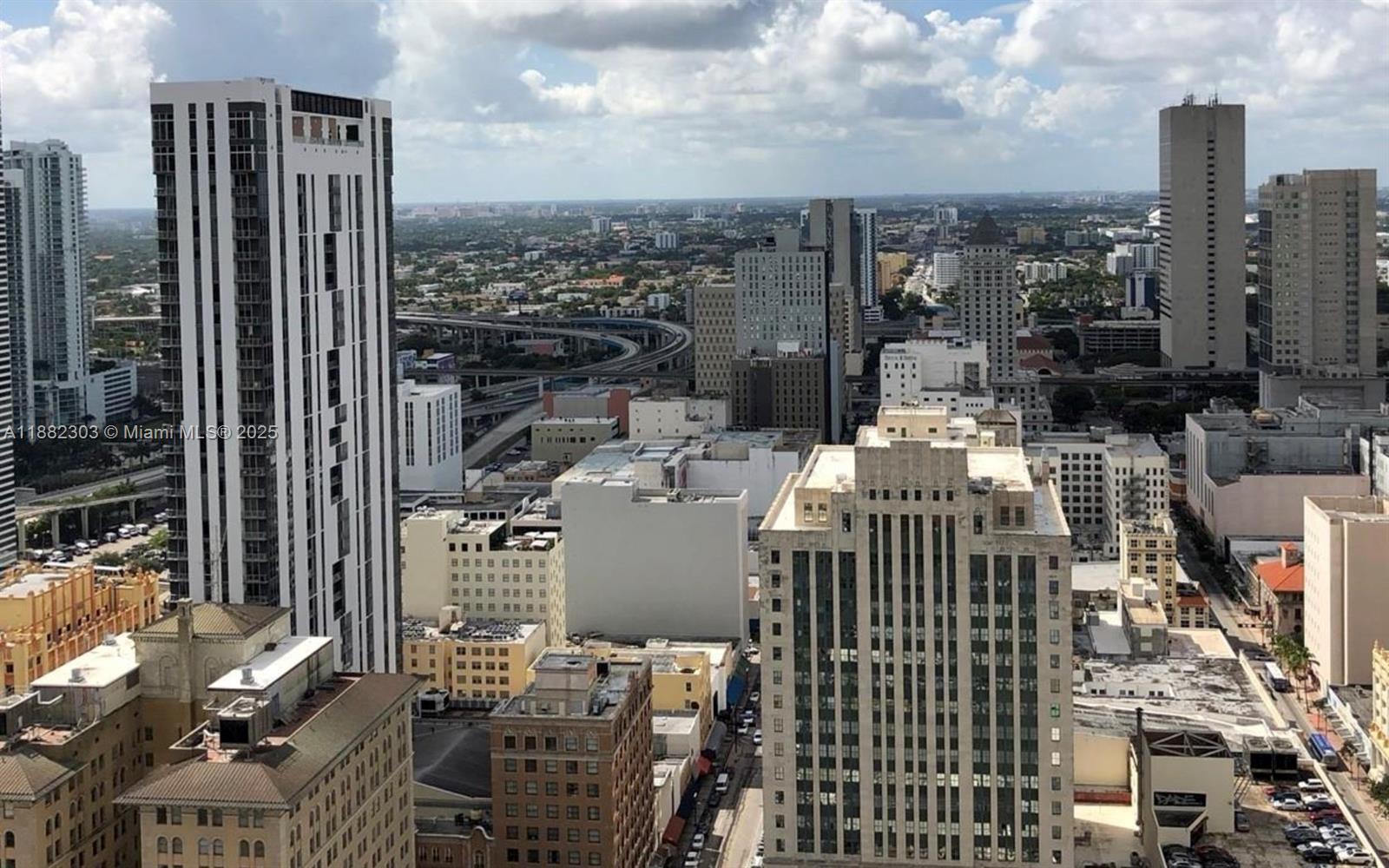 50 Biscayne Blvd # 3909