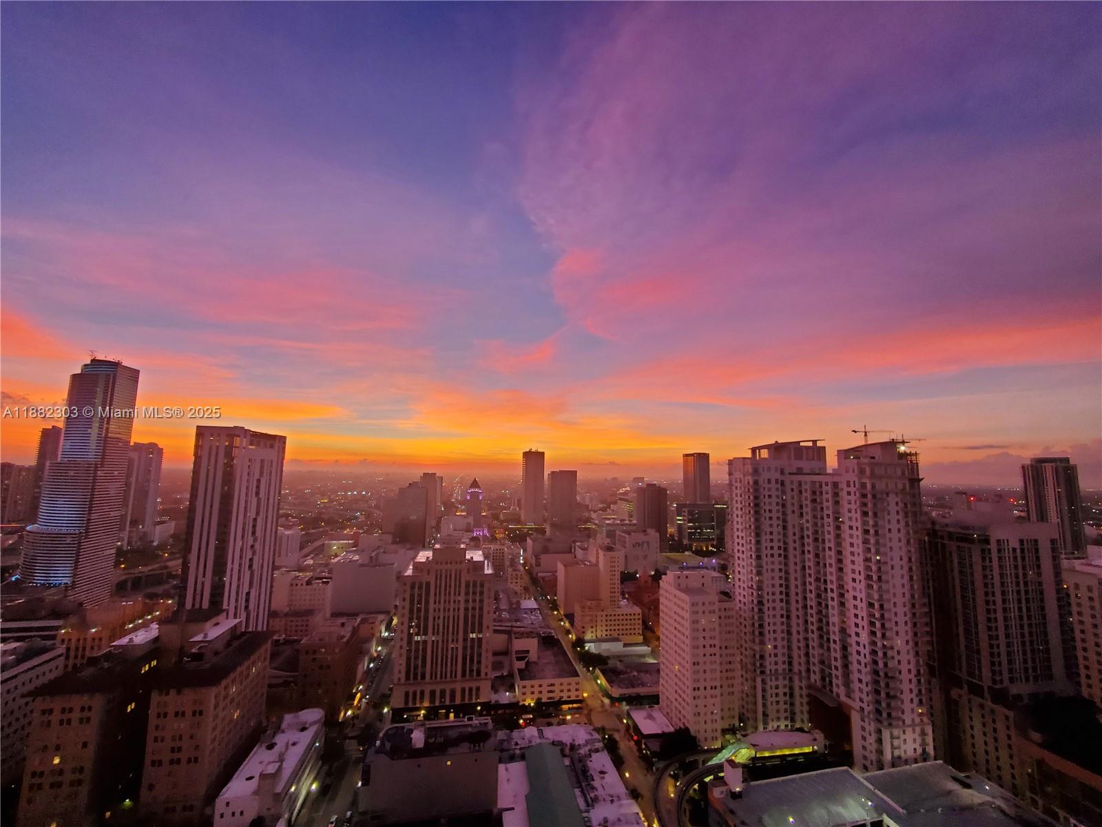 50 Biscayne Blvd # 3909