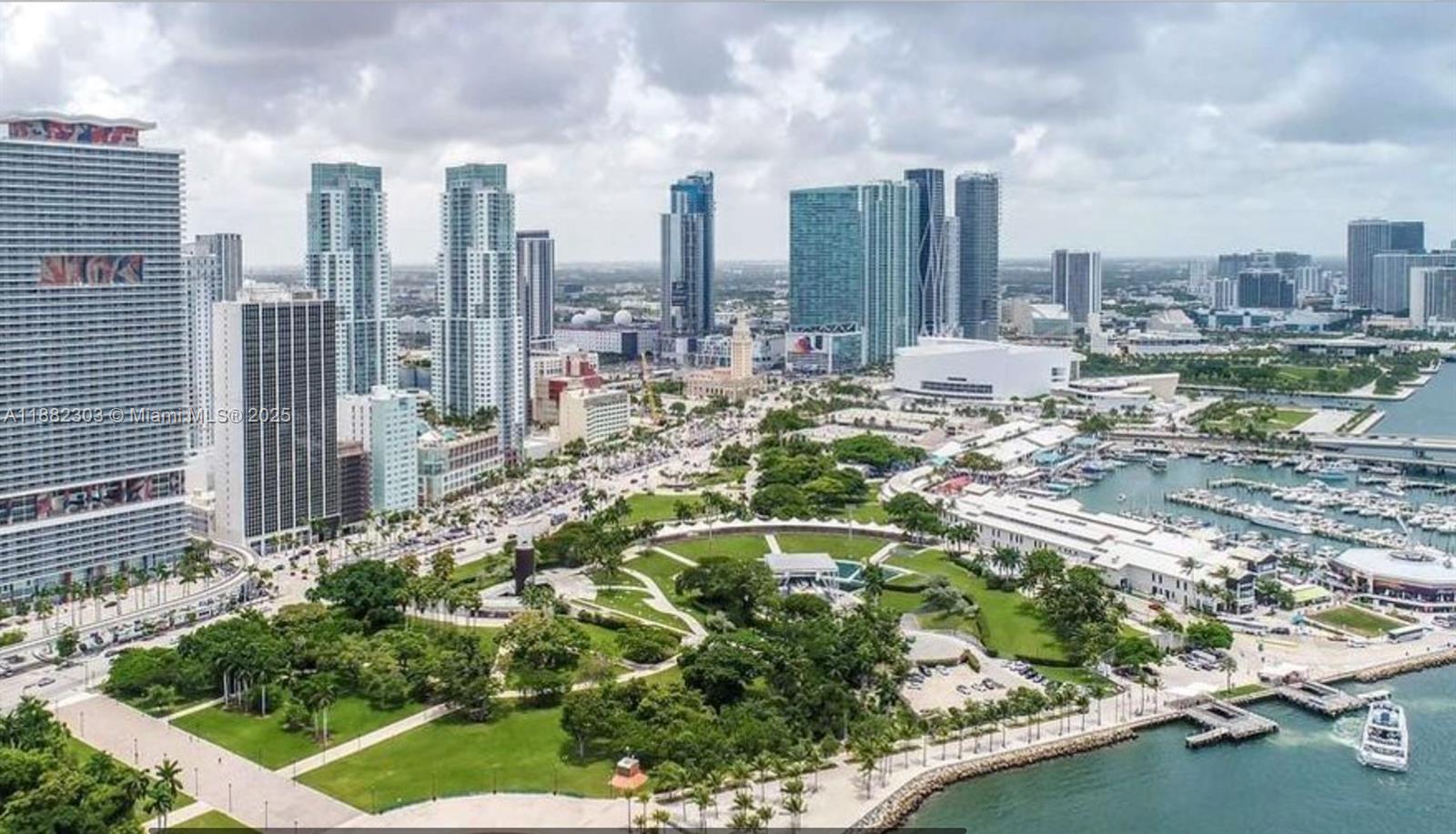 50 Biscayne Blvd # 3909