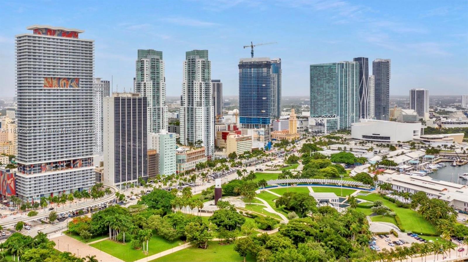 50 Biscayne Blvd # 3909