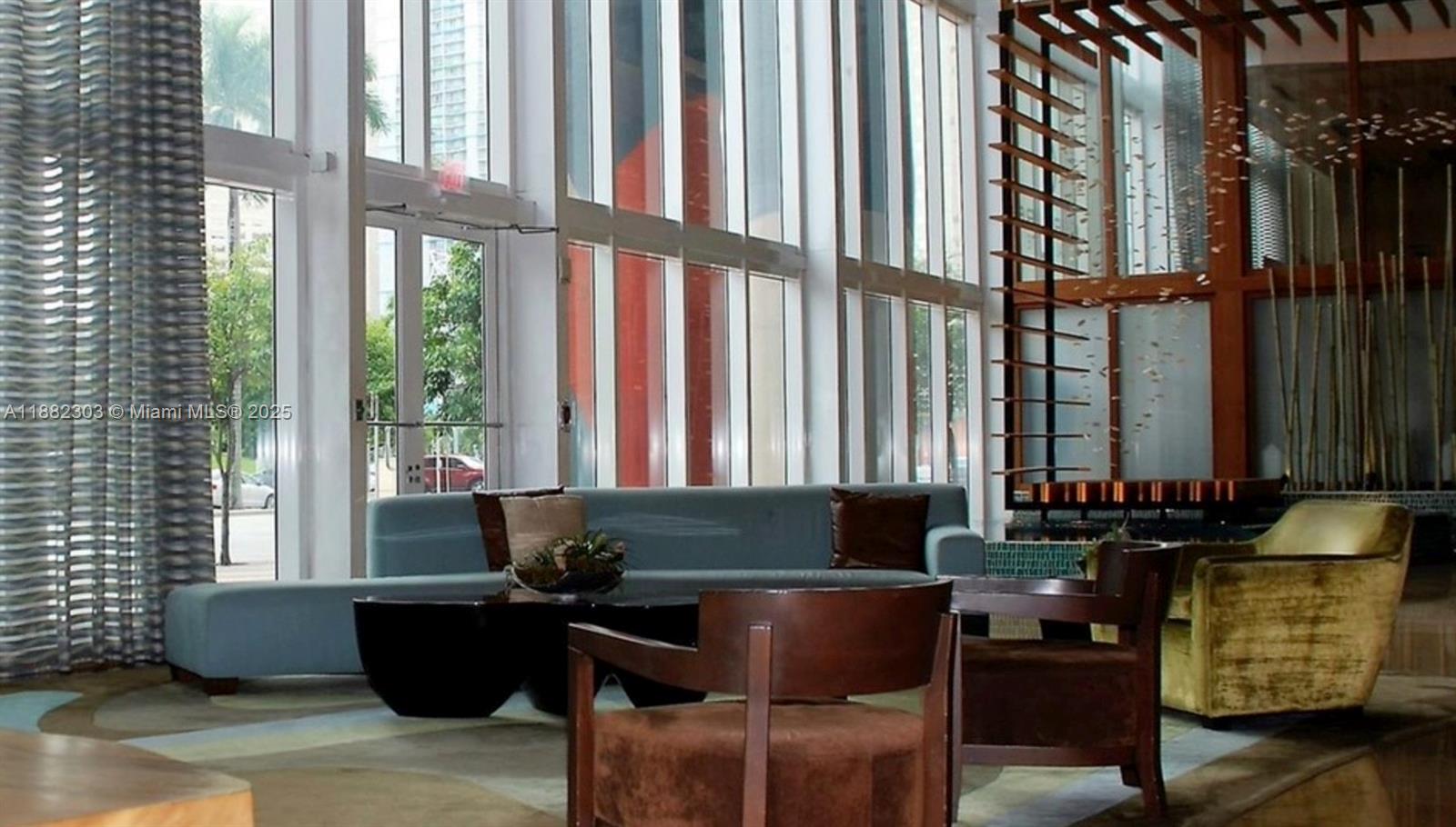 50 Biscayne Blvd # 3909