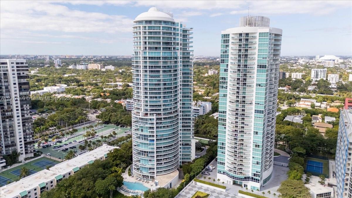 2127 Brickell Ave # 1701