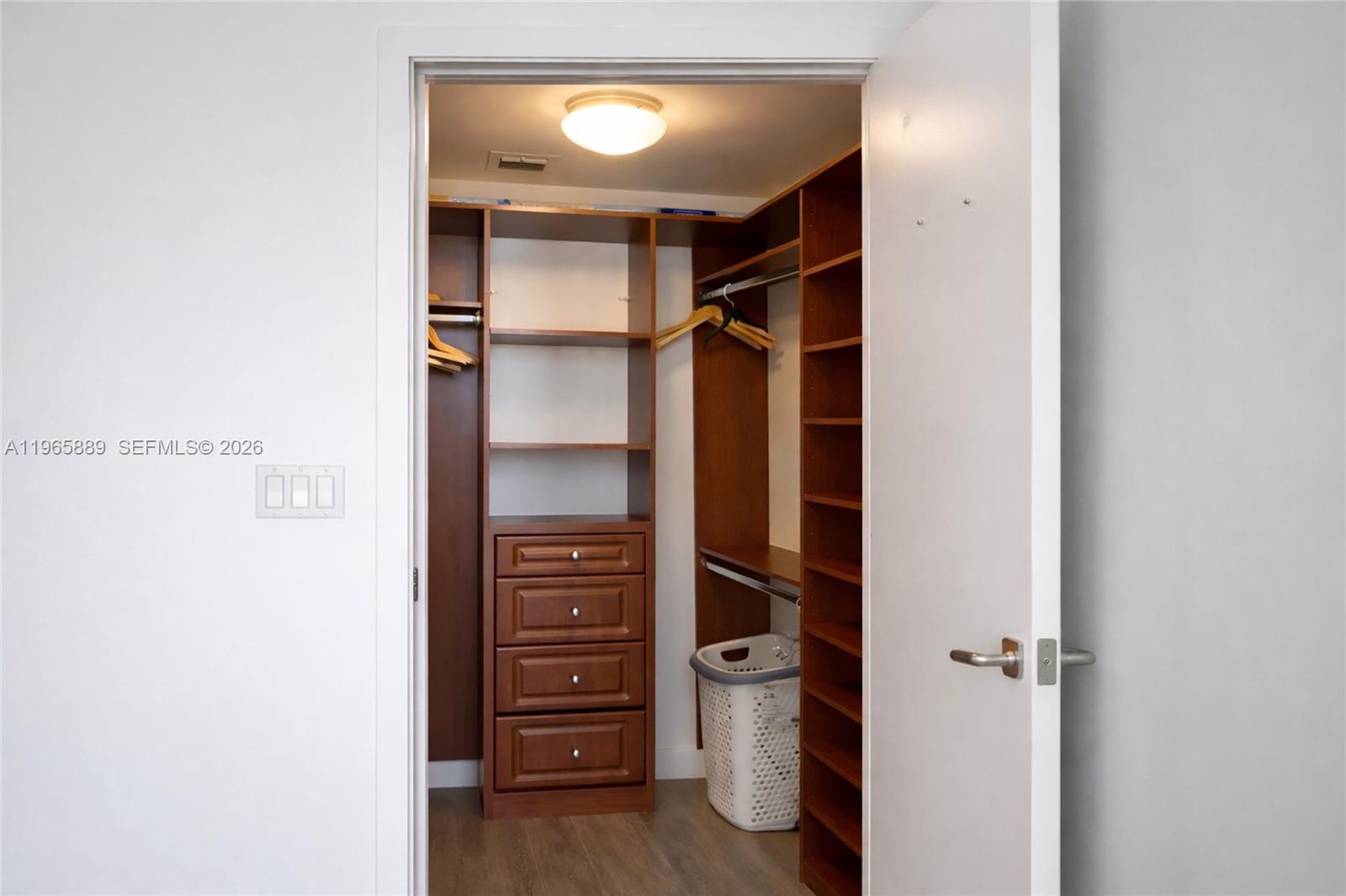 50 Biscayne Blvd # 4209