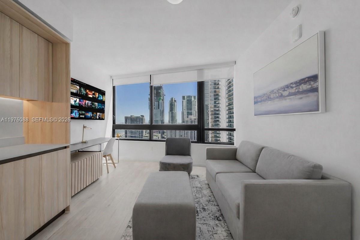 225 N Miami Unit: 3009