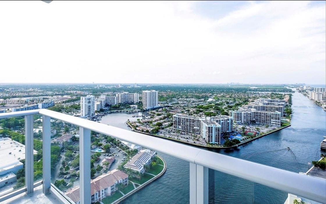 4010 S OCEAN DR # R1402