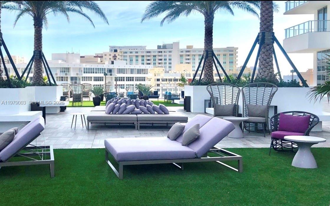 4010 S OCEAN DR # R1402