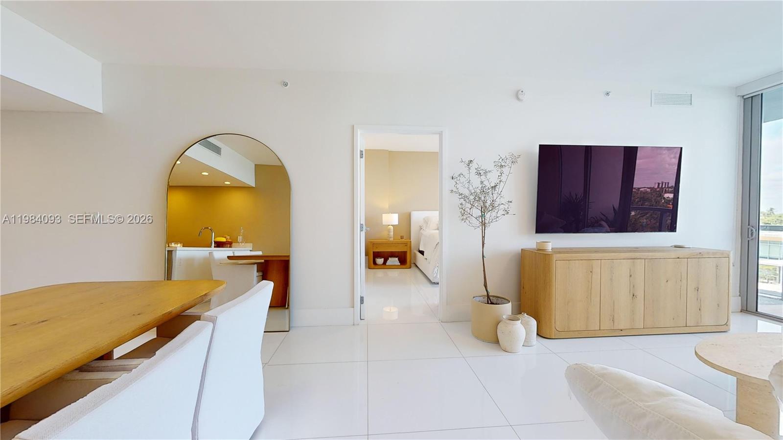 9940 W Bay Harbor Dr Unit: 5E-N