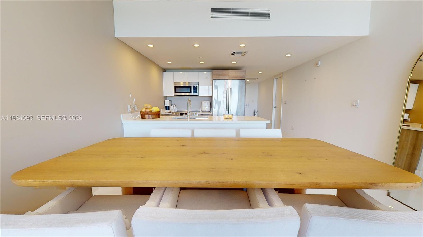 9940 W Bay Harbor Dr Unit: 5E-N