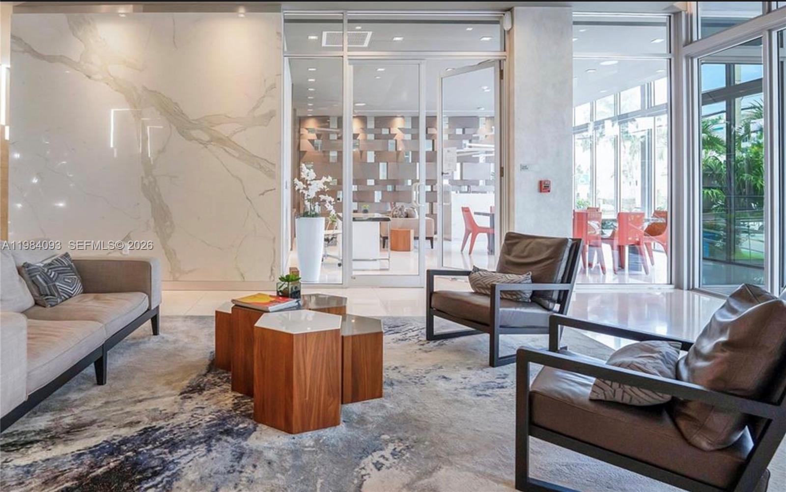 9940 W Bay Harbor Dr Unit: 5E-N