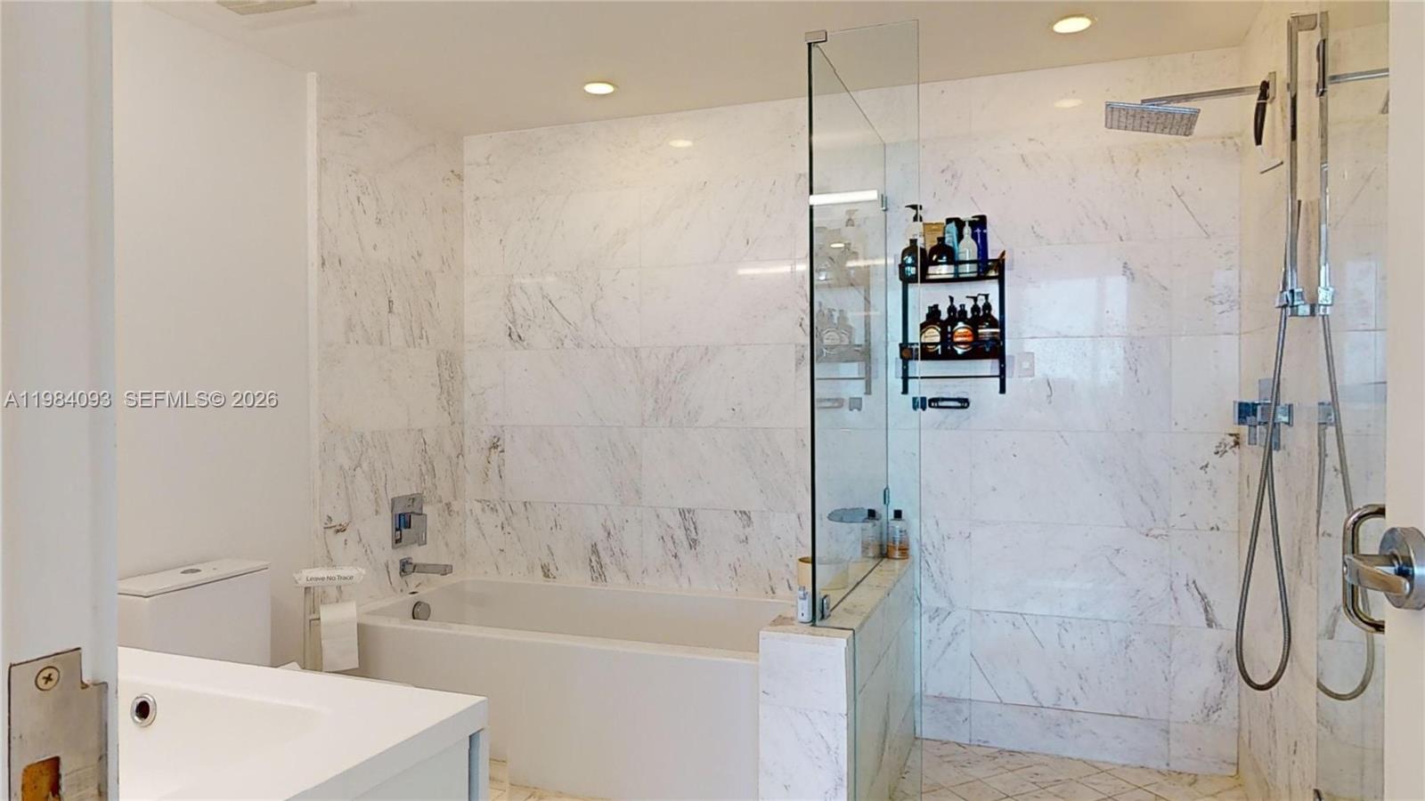 9940 W Bay Harbor Dr Unit: 5E-N