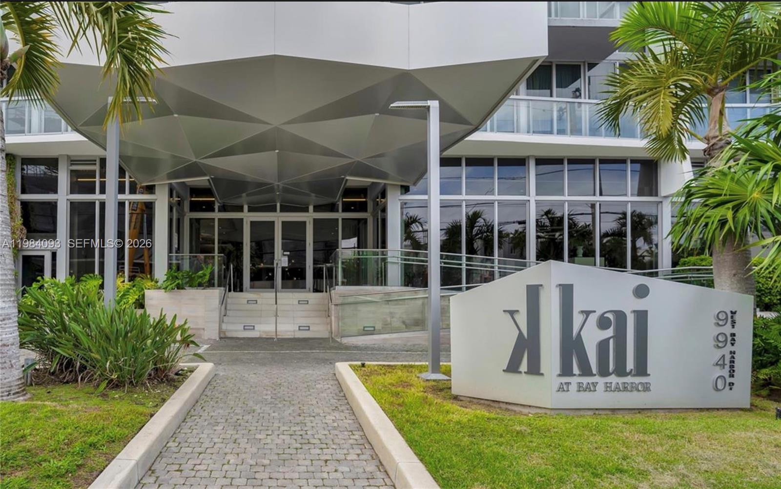 9940 W Bay Harbor Dr Unit: 5E-N