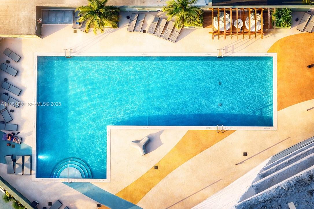 1750 N Bayshore Dr # 3811