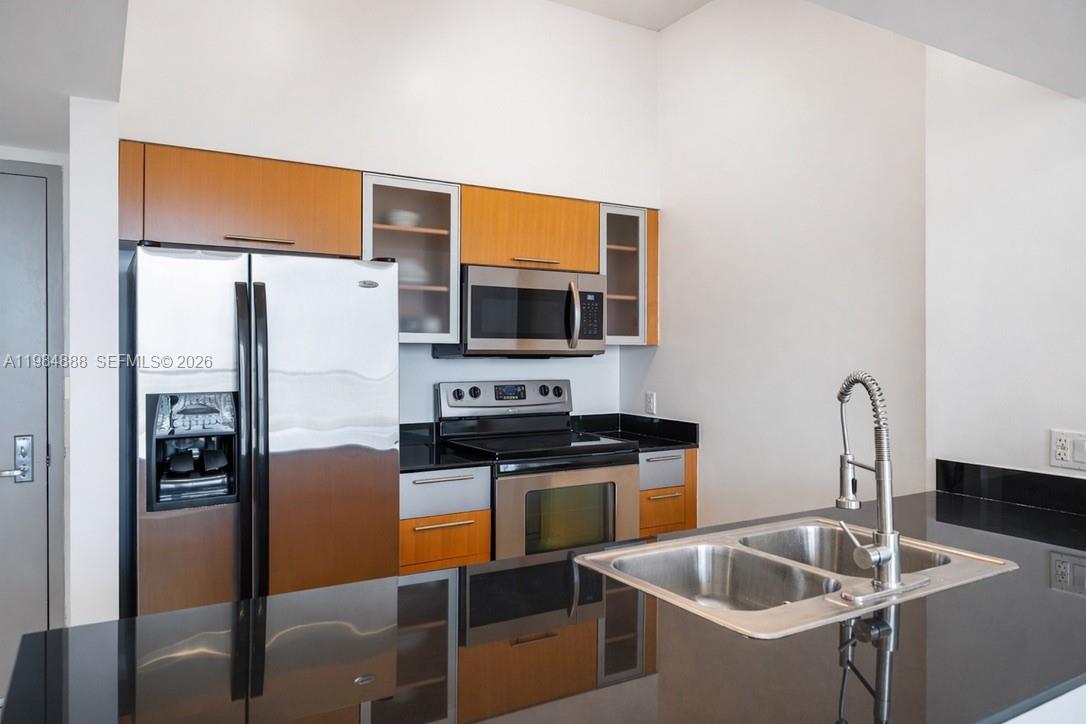 1750 N Bayshore Dr # 3811