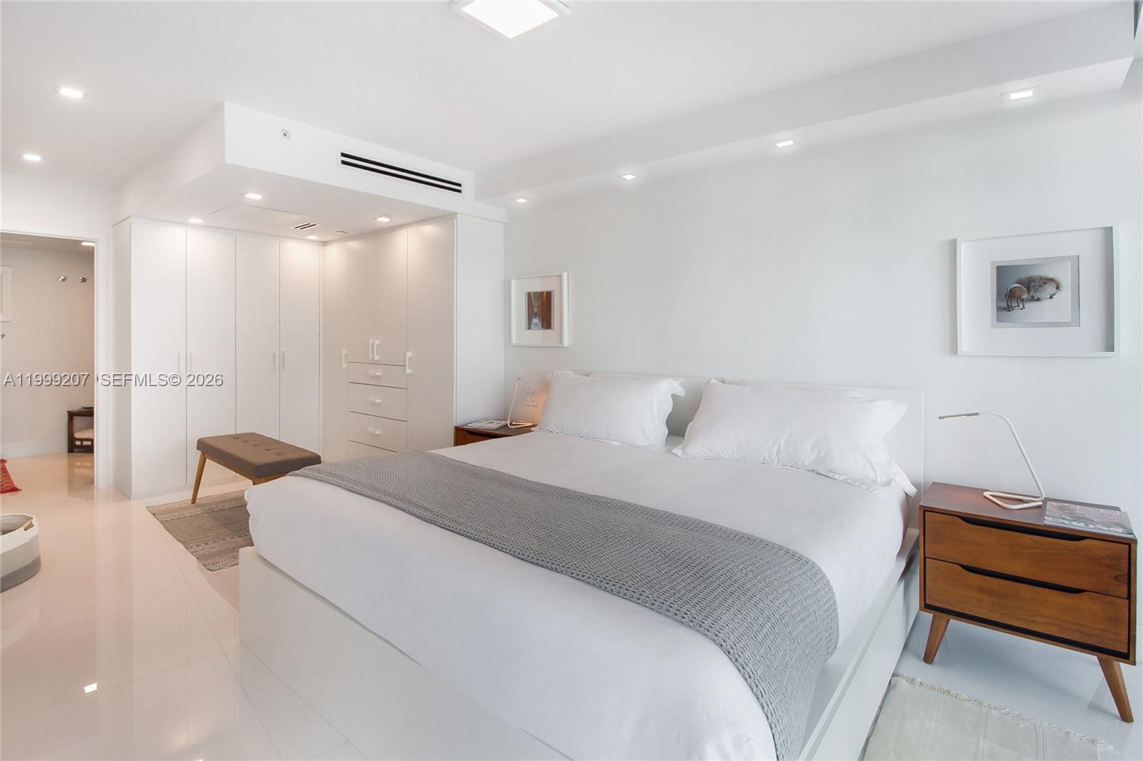 6620 Indian Creek Dr # 516