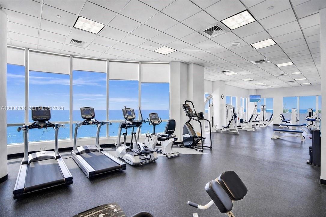 6365 Collins Ave # 3204