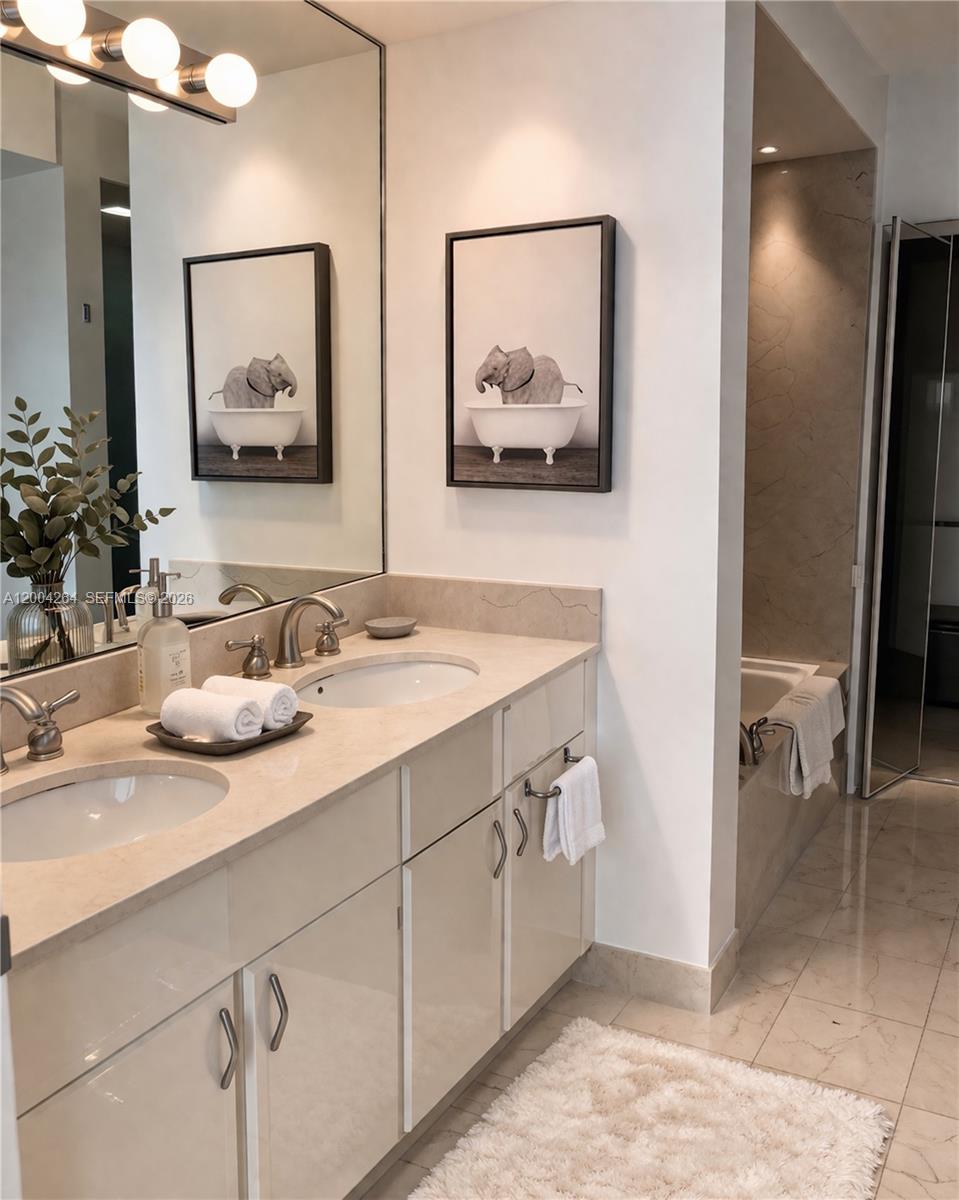 6365 Collins Ave # 3204