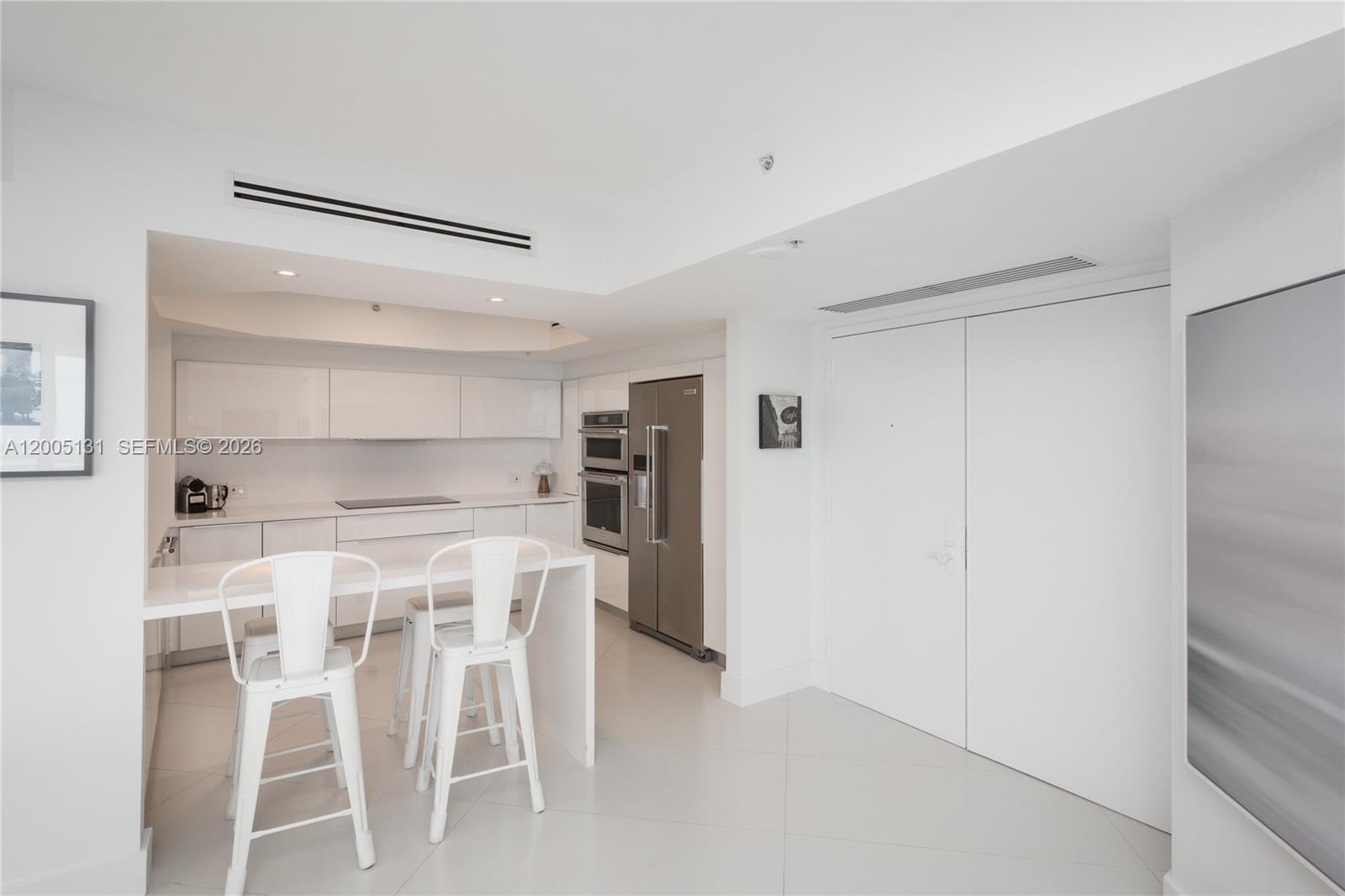 6301 Collins Ave # 3006