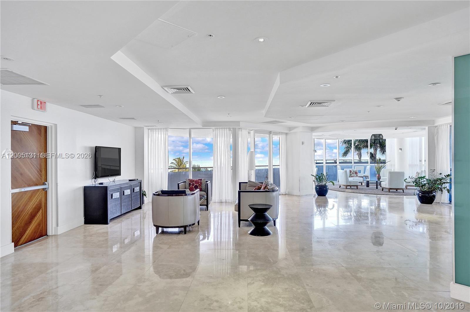 6301 Collins Ave # 3006