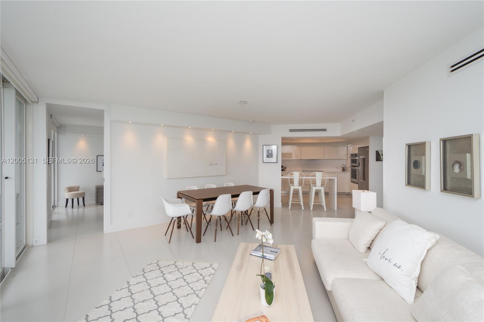 6301 Collins Ave # 3006