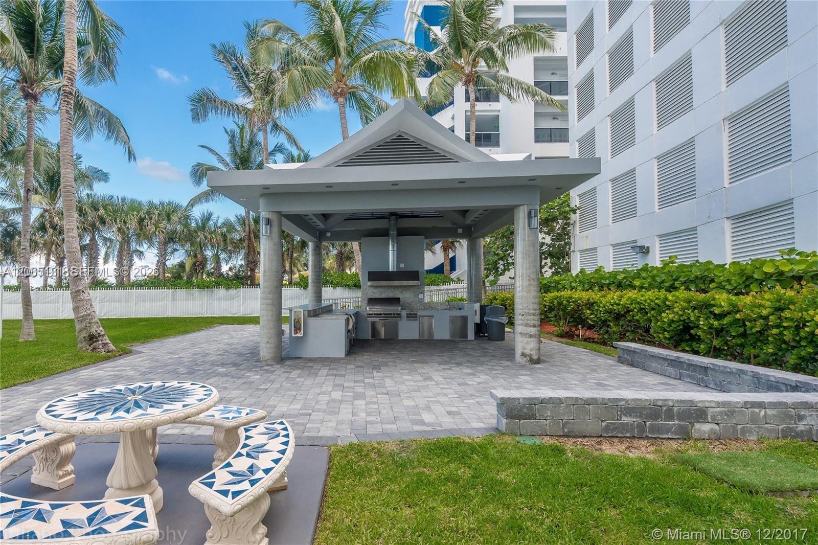 6301 Collins Ave # 3006