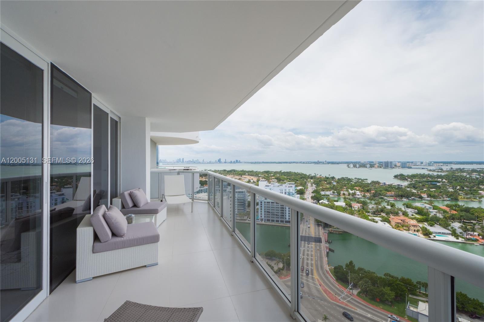 6301 Collins Ave # 3006