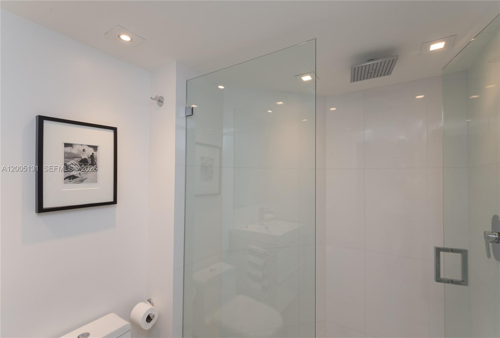6301 Collins Ave # 3006