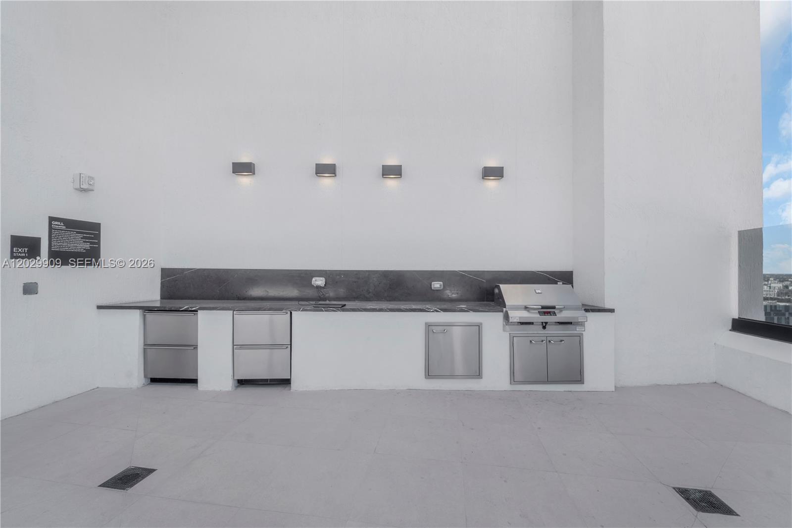 225 N Miami Unit: 3109