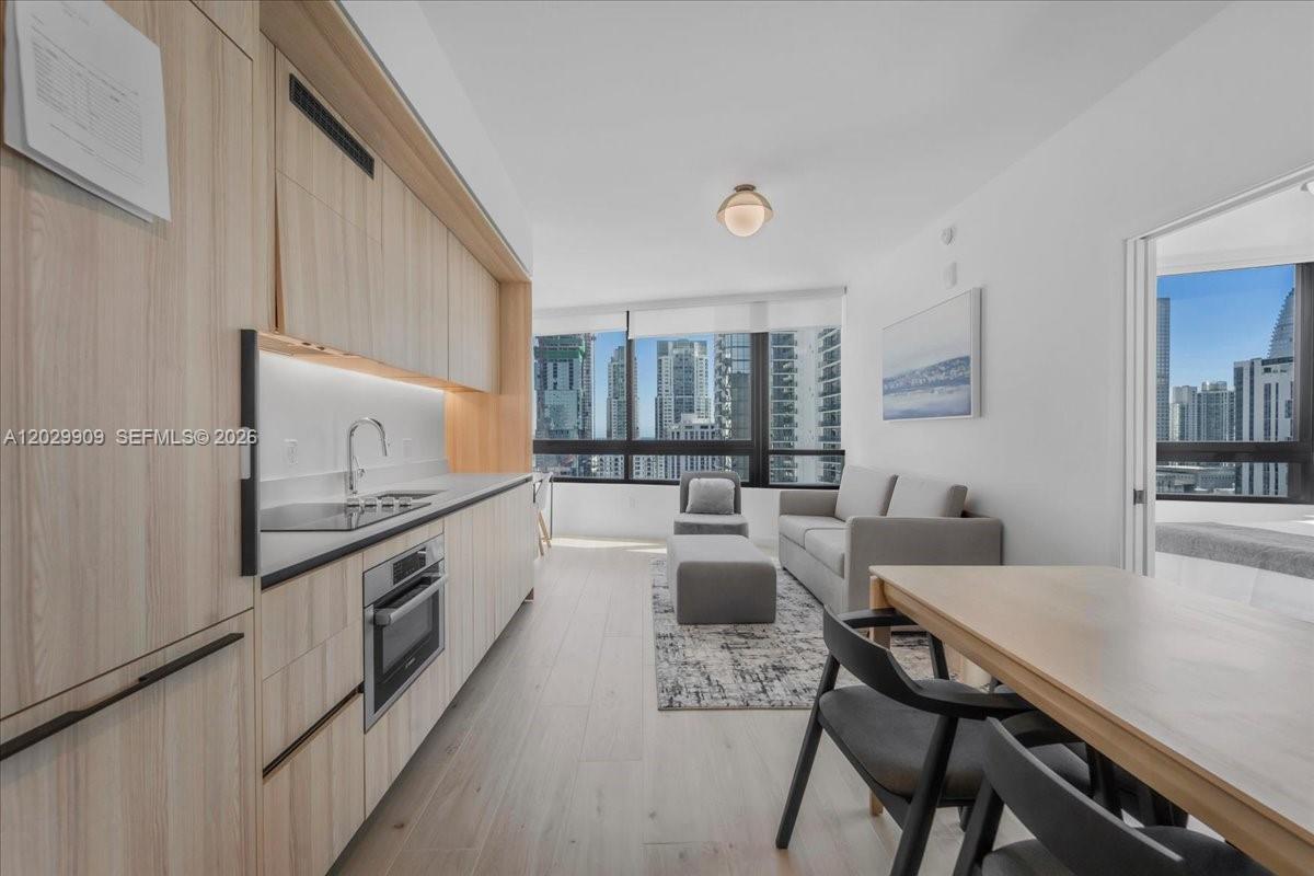 225 N Miami Unit: 3109