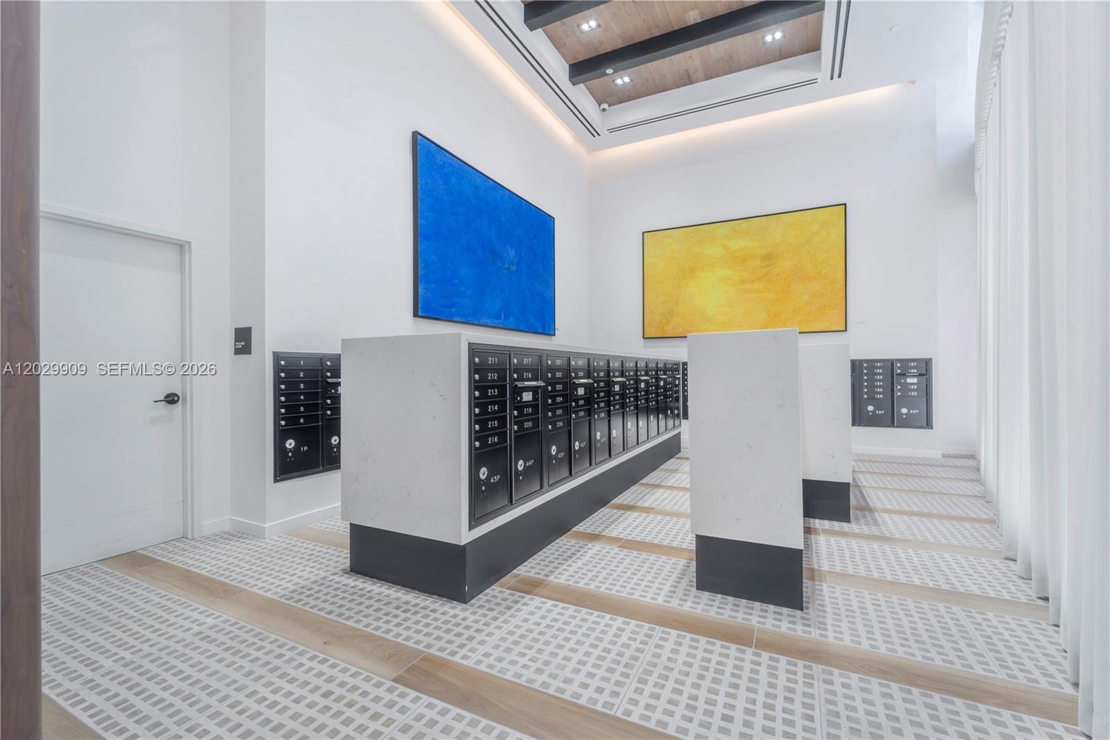 225 N Miami Unit: 3109