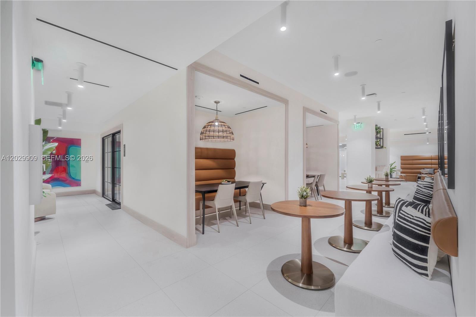 225 N Miami Unit: 3109
