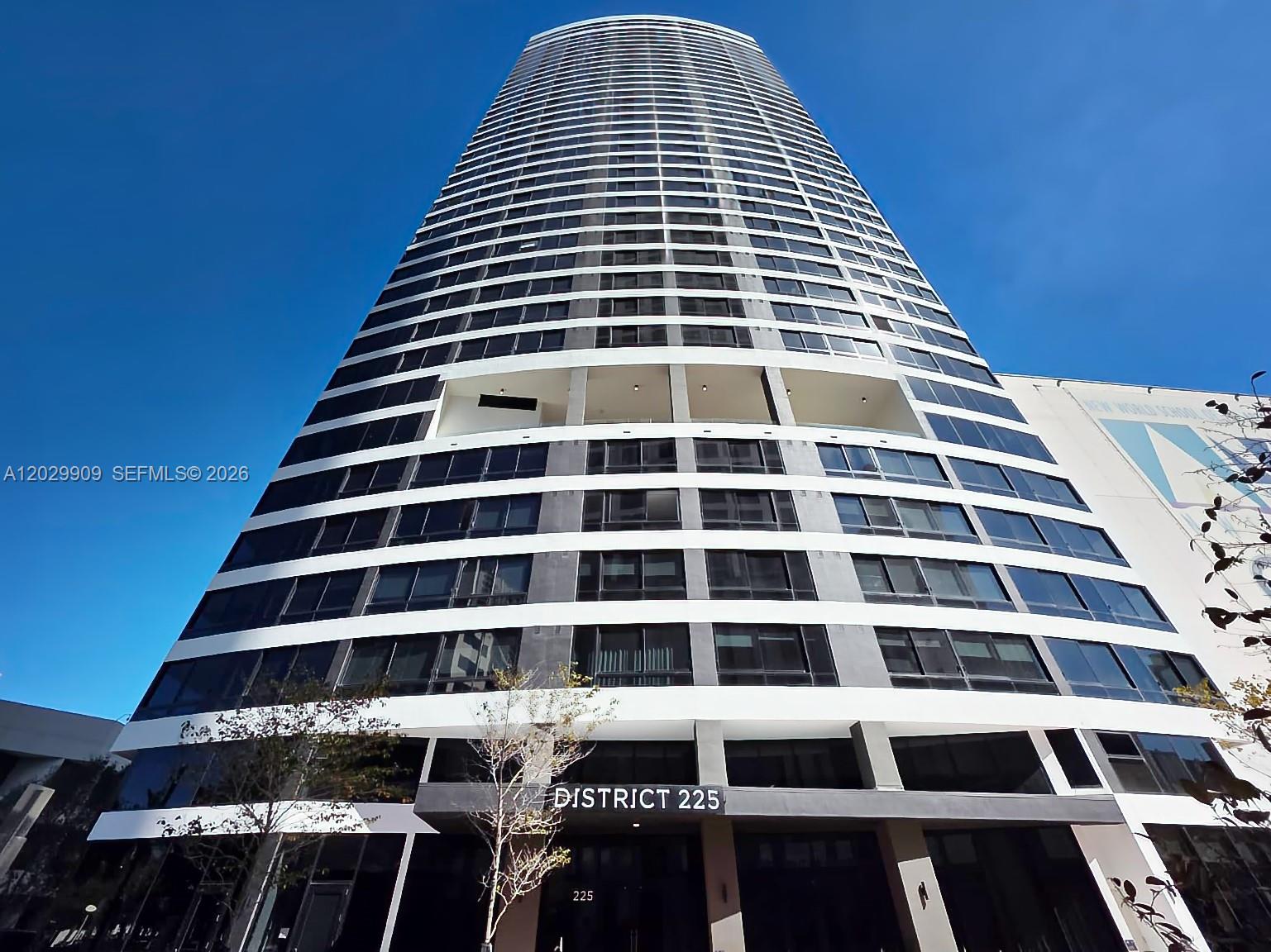 225 N Miami Unit: 3109