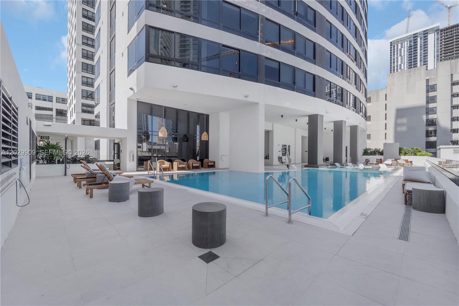 225 N Miami Unit: 3109