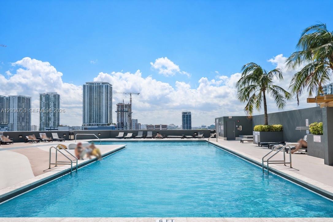 1750 N Bayshore Dr # 3811