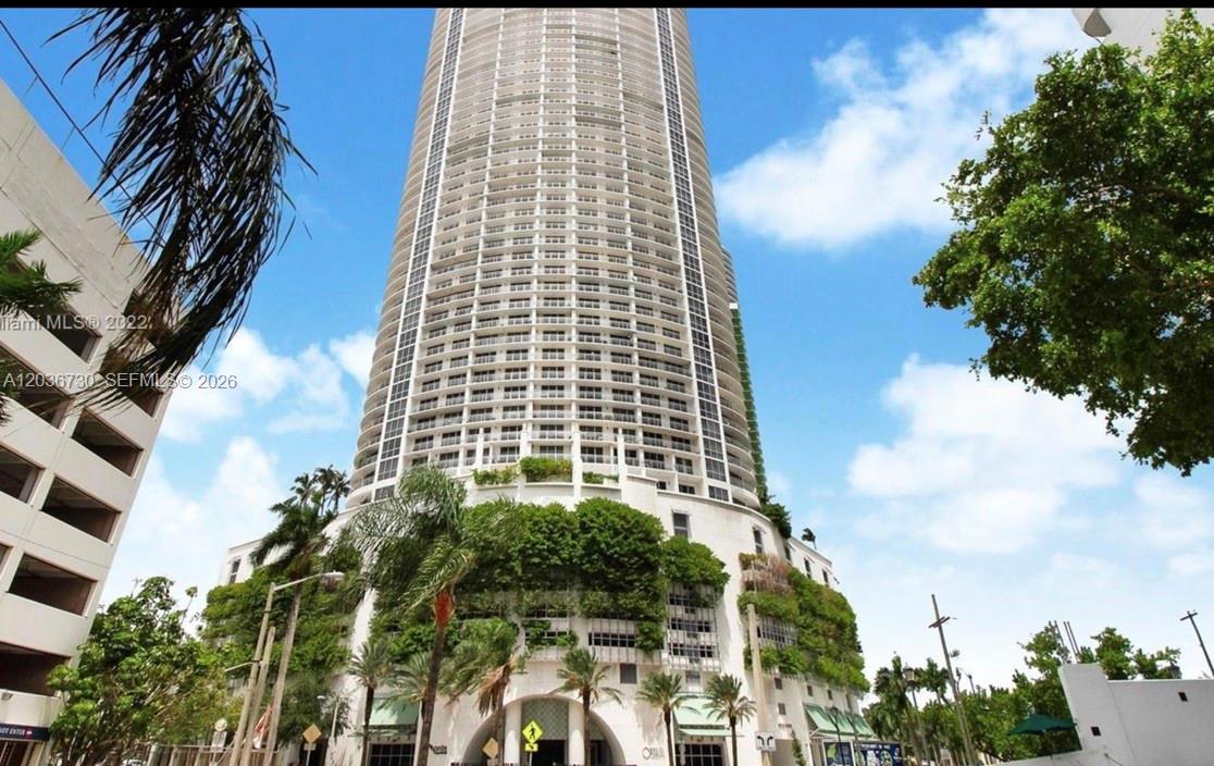 1750 N Bayshore Dr # 3811