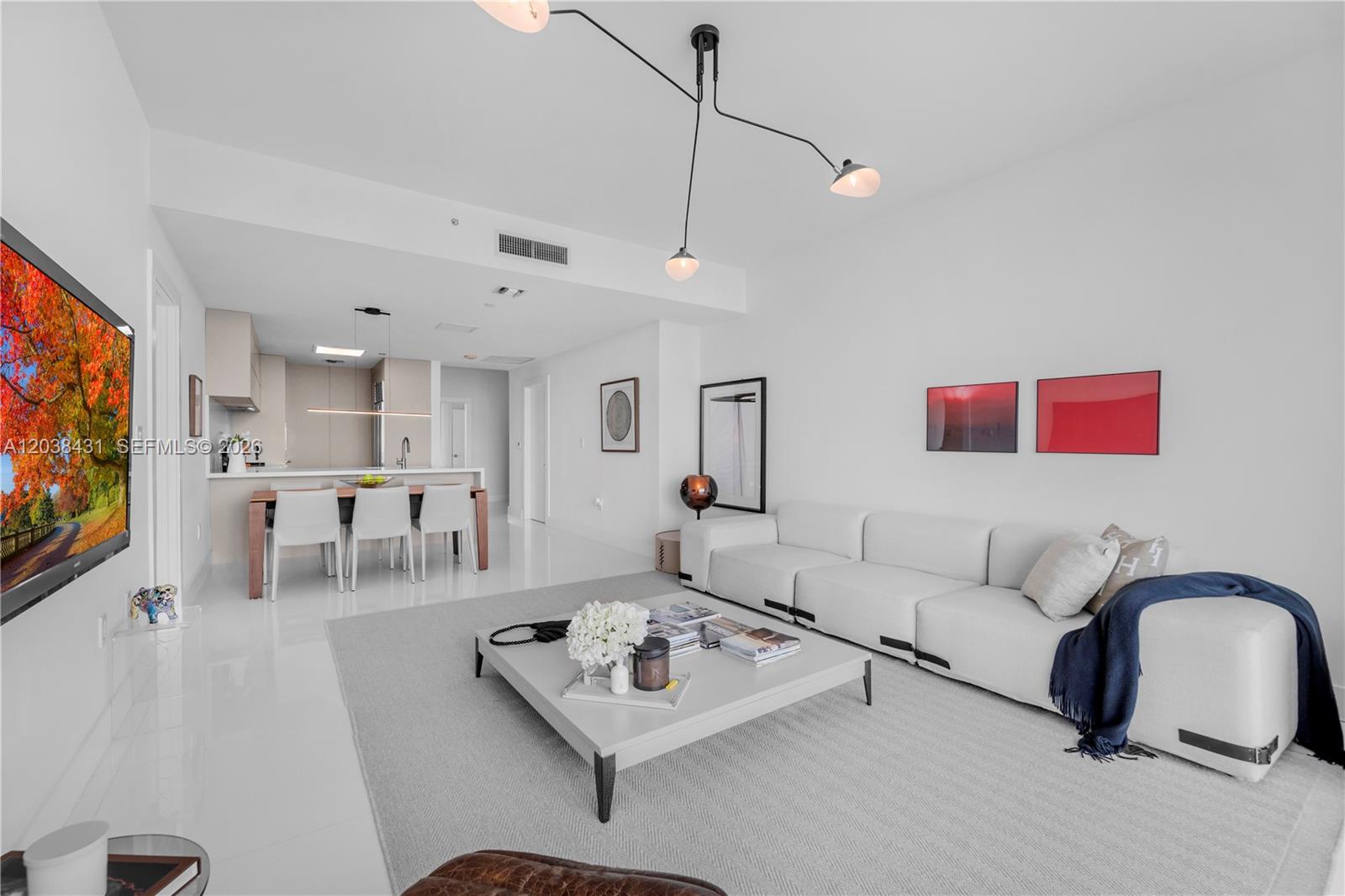 900 Biscayne Blvd # 2302
