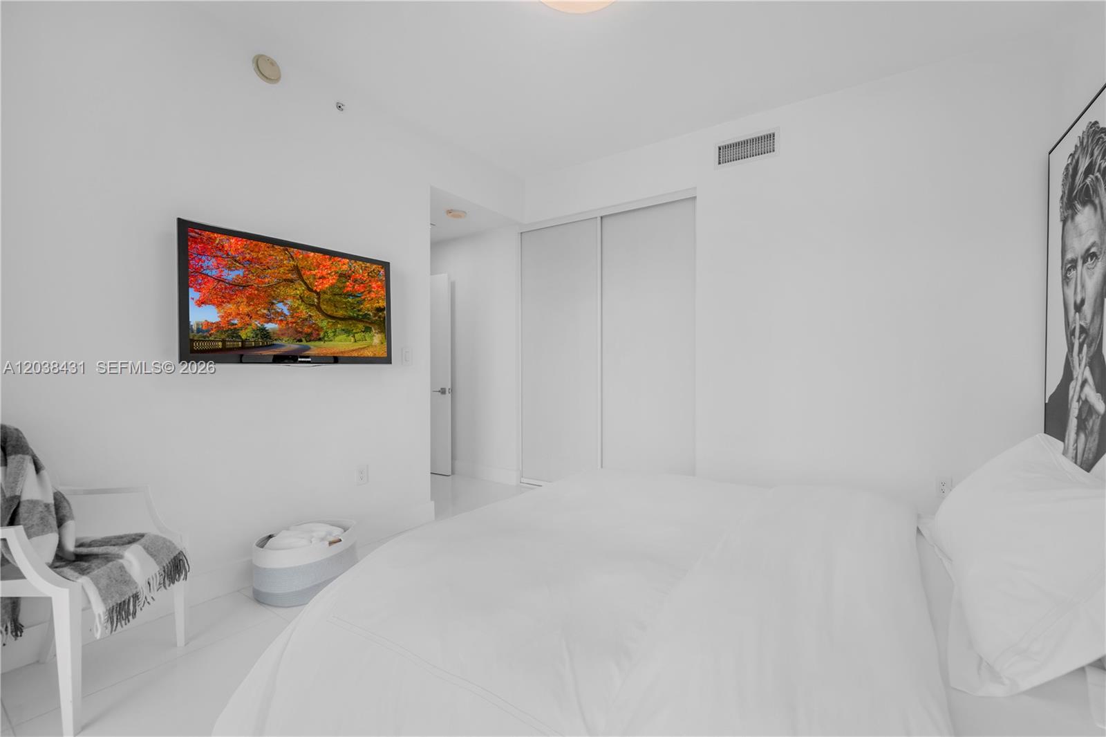 900 Biscayne Blvd # 2302