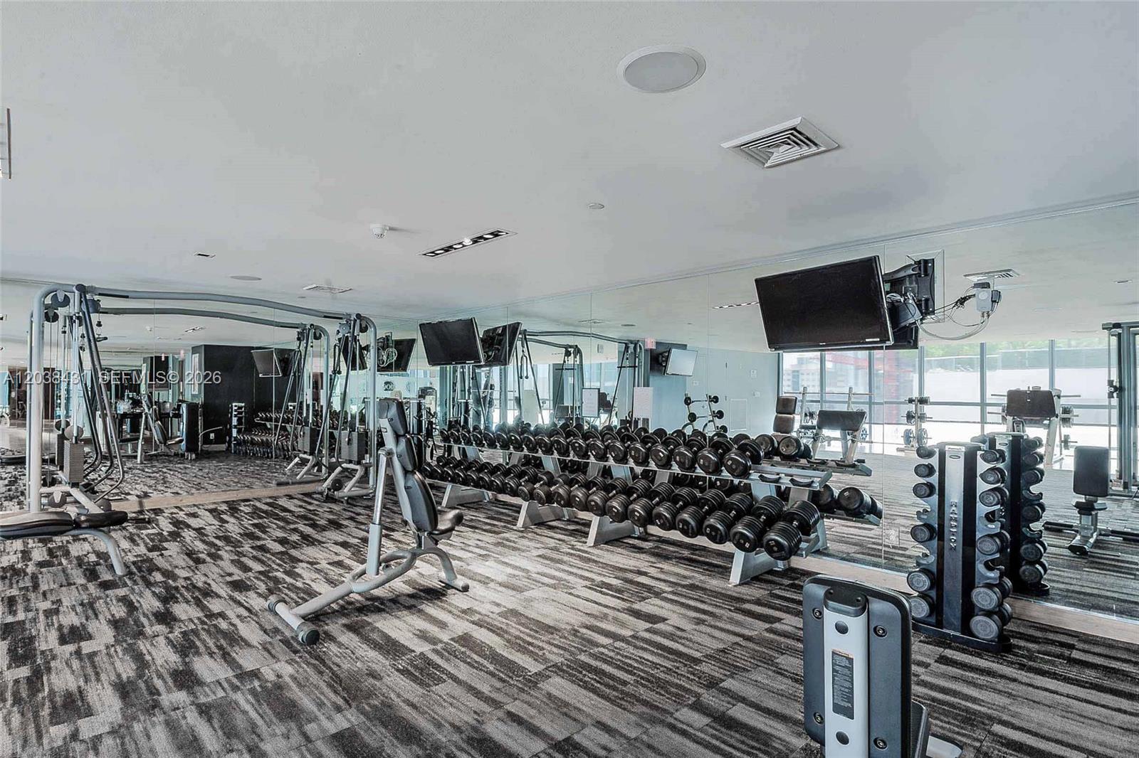 900 Biscayne Blvd # 2302