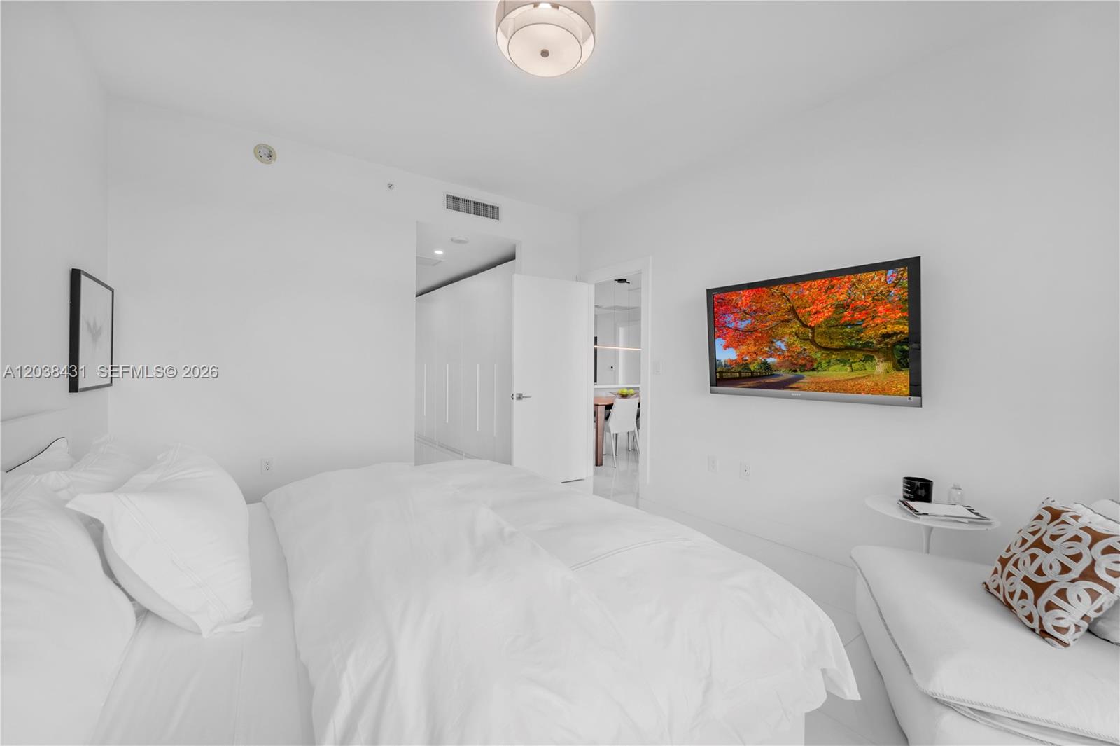 900 Biscayne Blvd # 2302