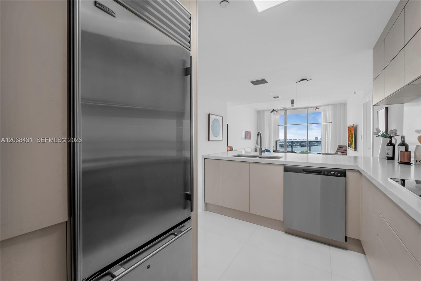900 Biscayne Blvd # 2302