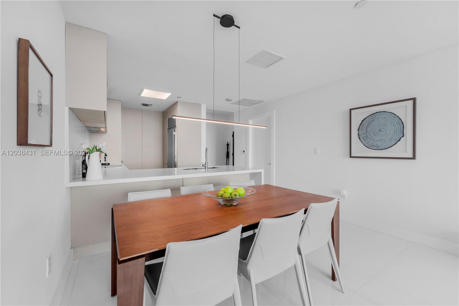 900 Biscayne Blvd # 2302