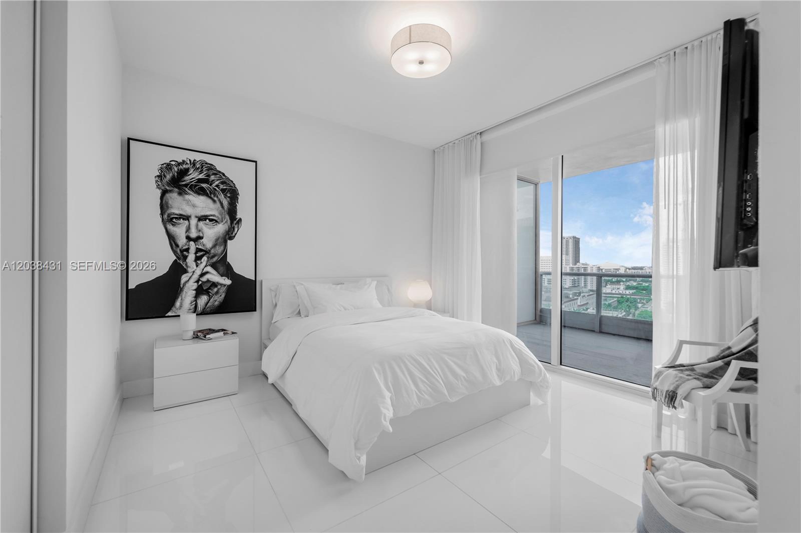 900 Biscayne Blvd # 2302