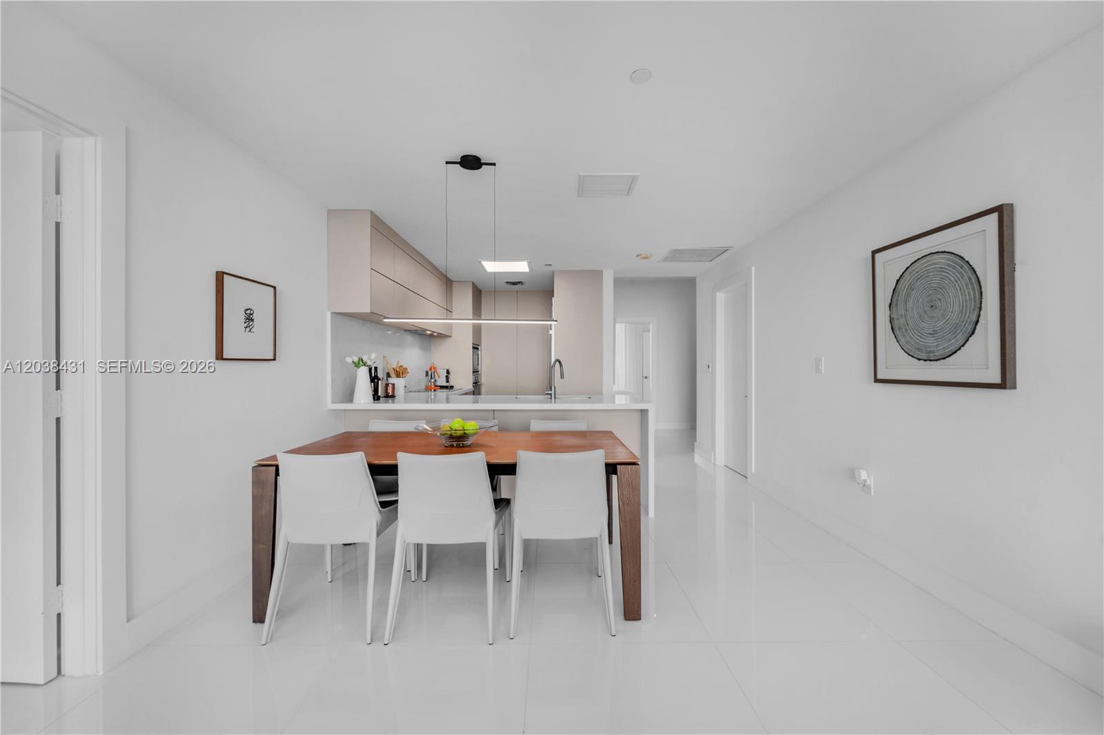 900 Biscayne Blvd # 2302