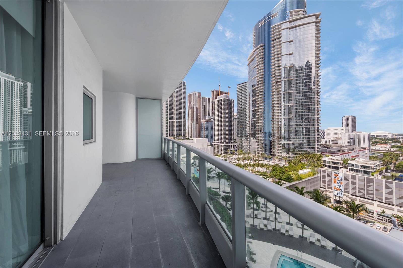 900 Biscayne Blvd # 2302