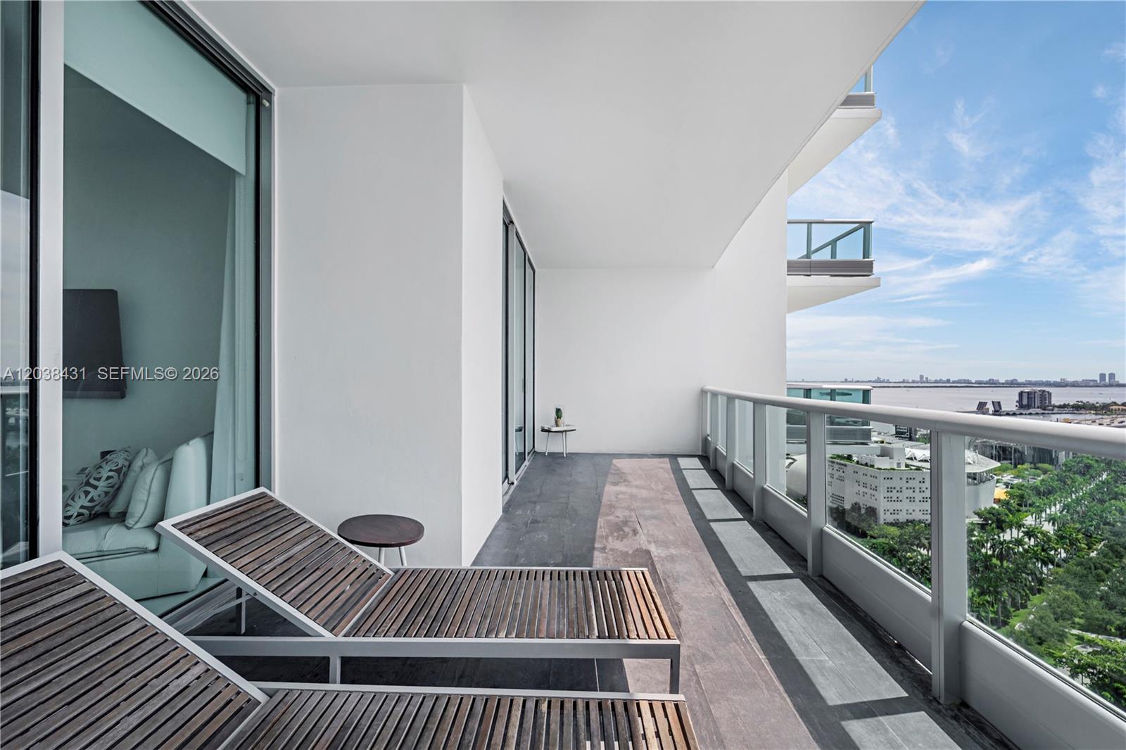 900 Biscayne Blvd # 2302